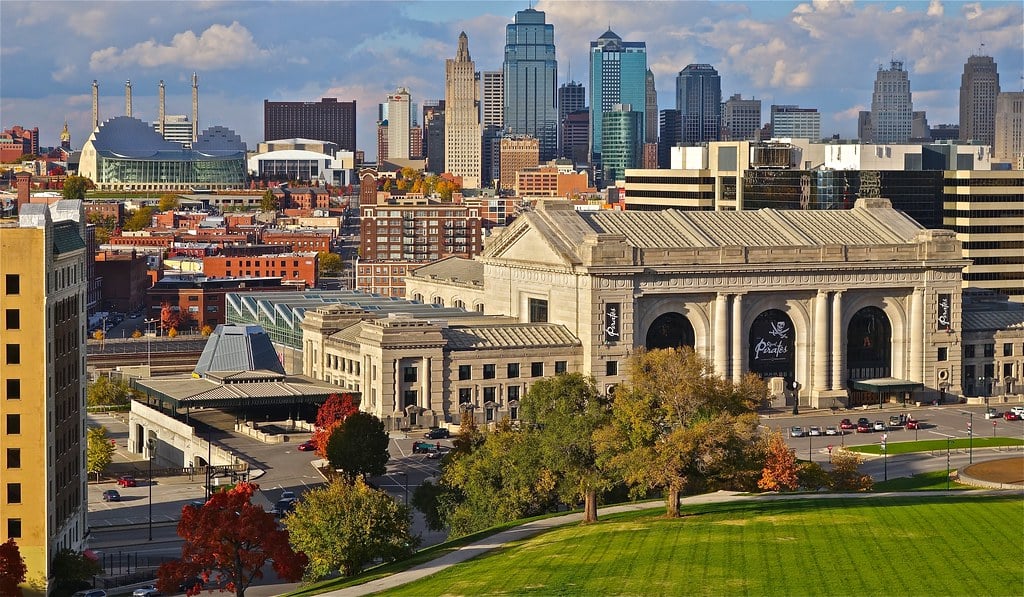 Kansas City Missouri City Skyline