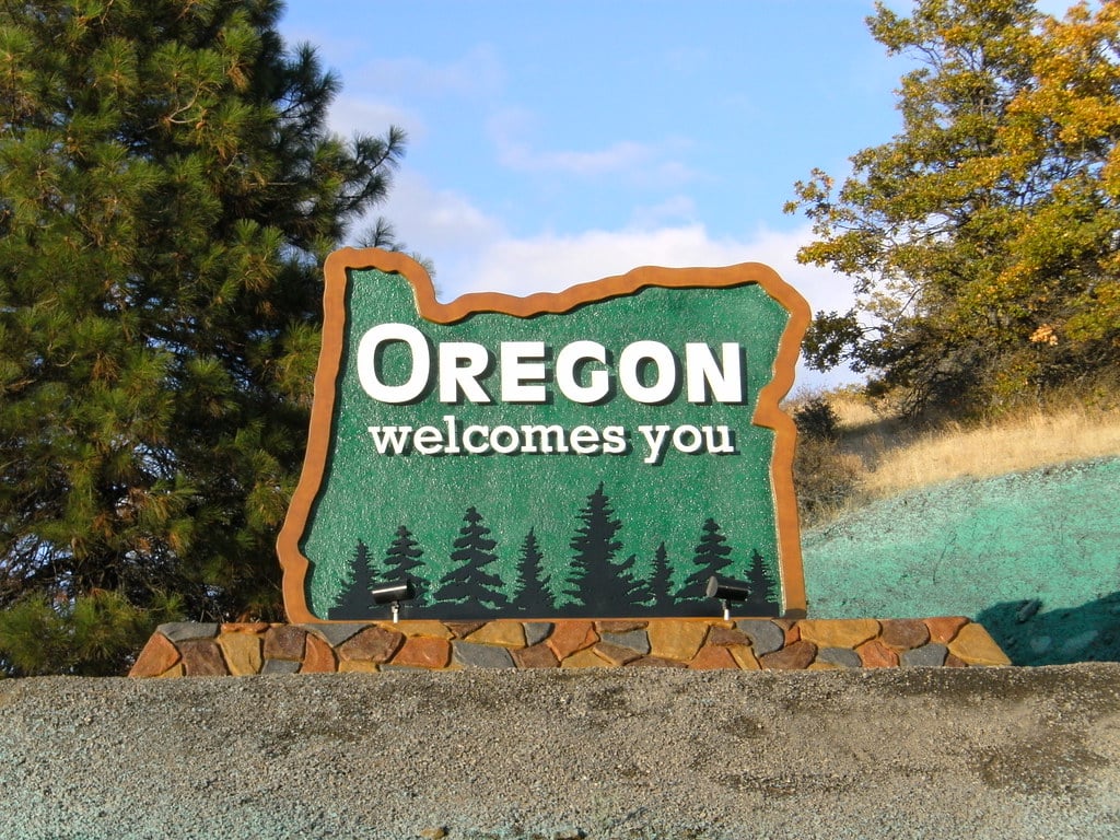 Oregon welcomes you sign